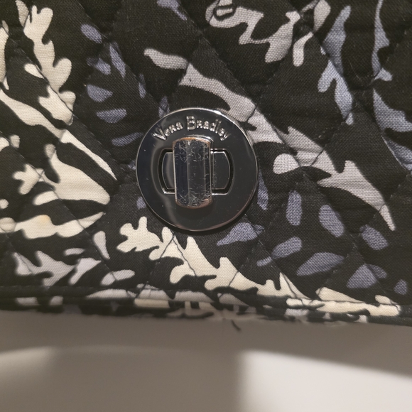 Vera Bradley Hipster Crossbody Bag - "Paisley Noir" Quilted Cotton Fall 2013 - Picture 2 of 8